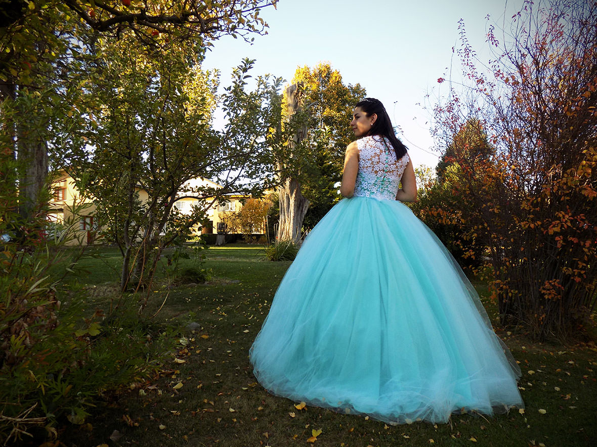 Diseñadora de Vestidos de 15 Años en Bahia Blanca